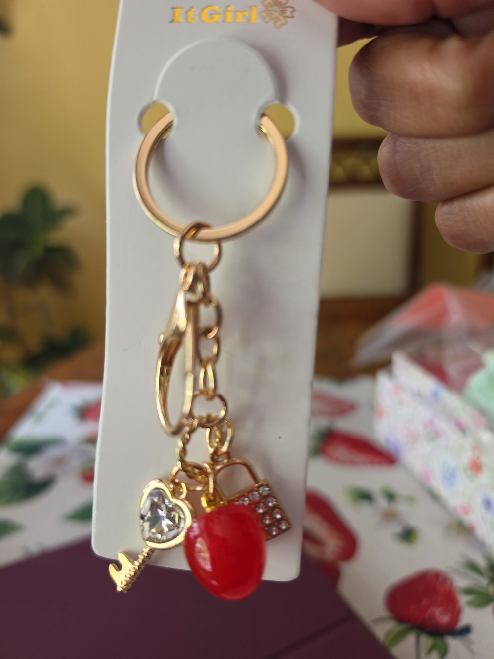 ๐ Cute Apple, Key & Lock Charm Keychain | Gold-Tone Bag Charm | - Picture 3 of 3